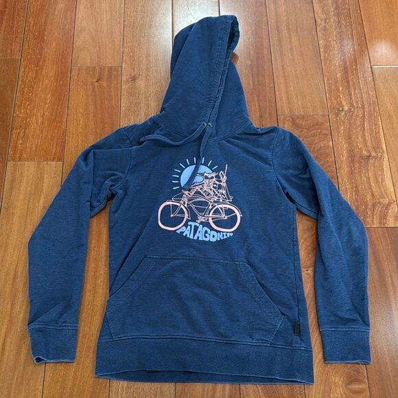Patagonia Tops - Patagonia Worn Wear W's Fisherfox Ahnya Organic Cotton Hoody size XS